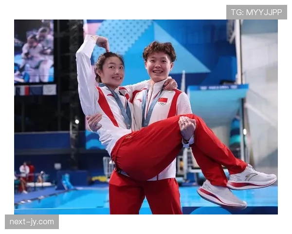 昌雅妮穿得跟去夜店似的，场边那气场我是真服了！